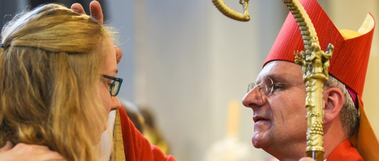 Foto:

Weihbischof in Köln,
Dr. Dominik Schwaderlapp