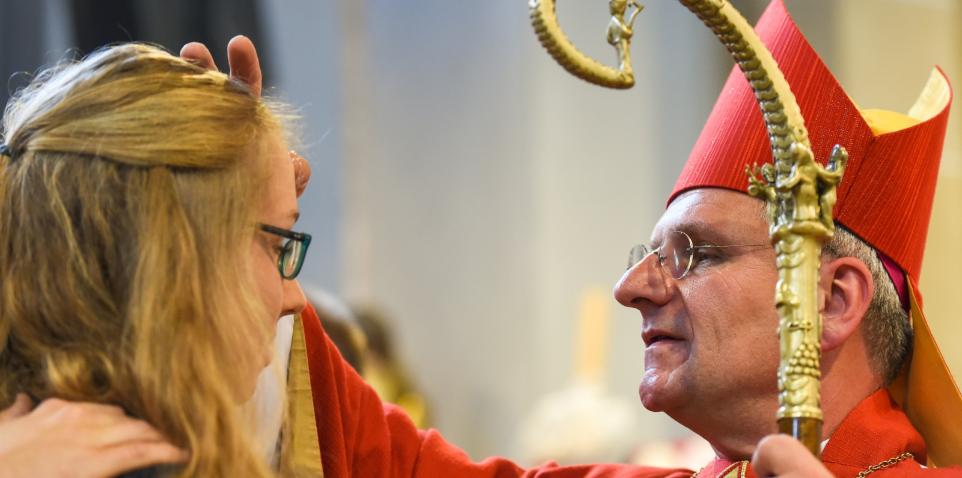 Foto:

Weihbischof in Köln,
Dr. Dominik Schwaderlapp