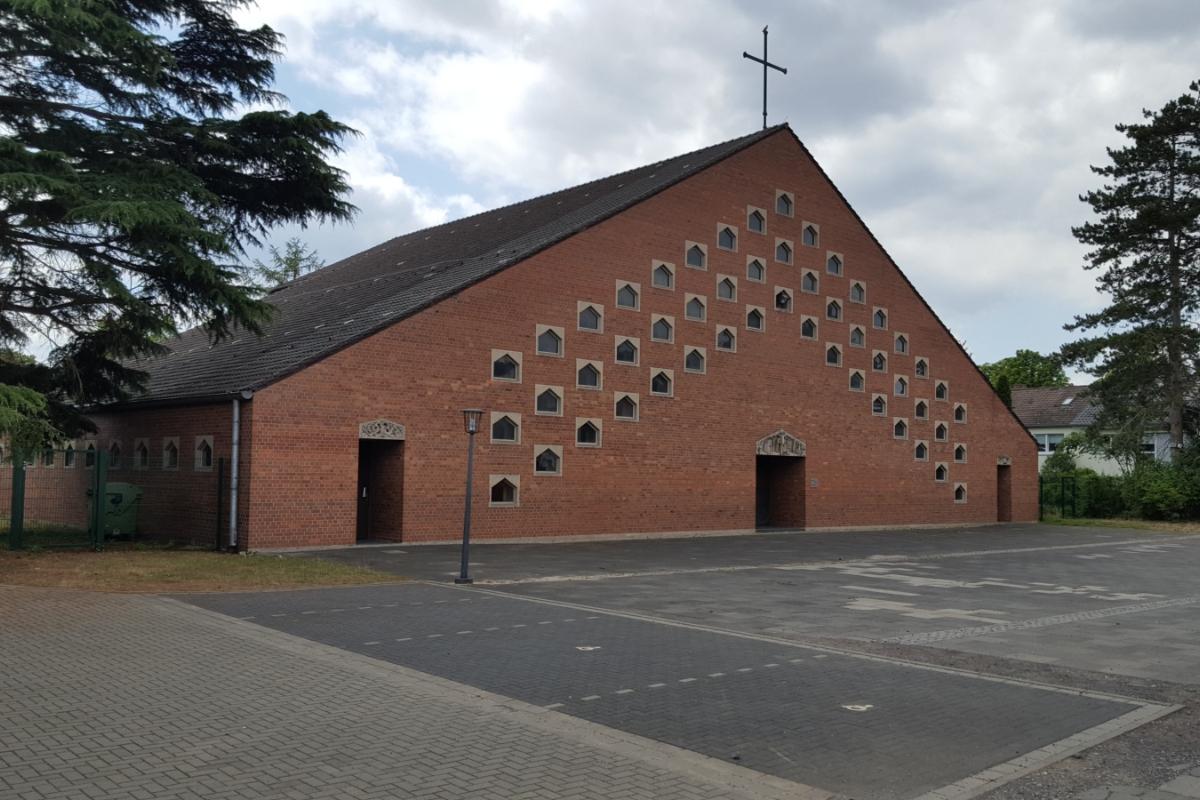 Holy Cross Church